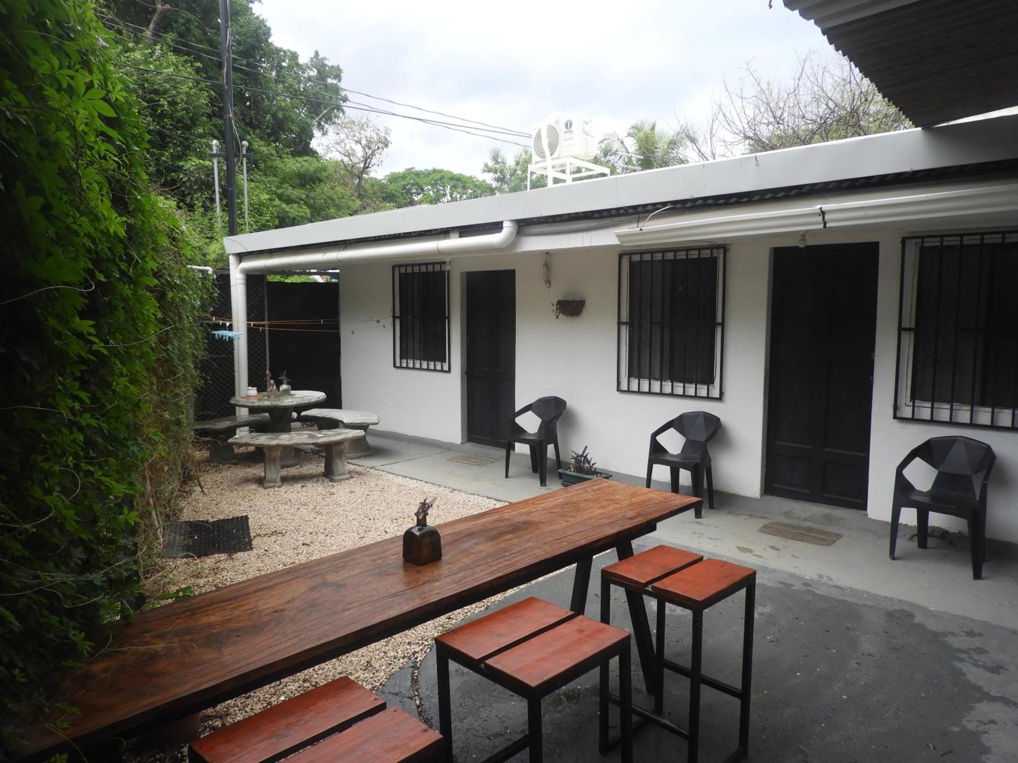 The Backside House Hostel Тамариндо Екстериор снимка